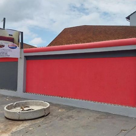 Jay'S Guest House Witbank Bagian luar foto