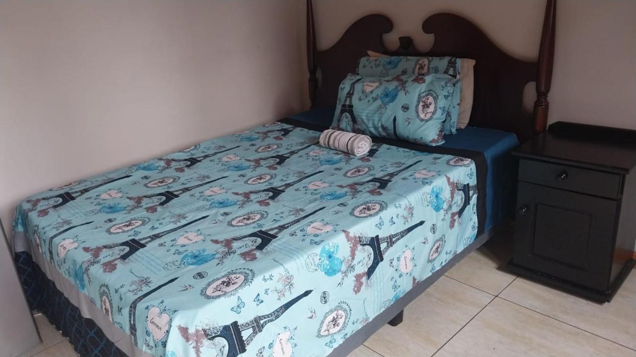 Jay'S Guest House Witbank Bagian luar foto